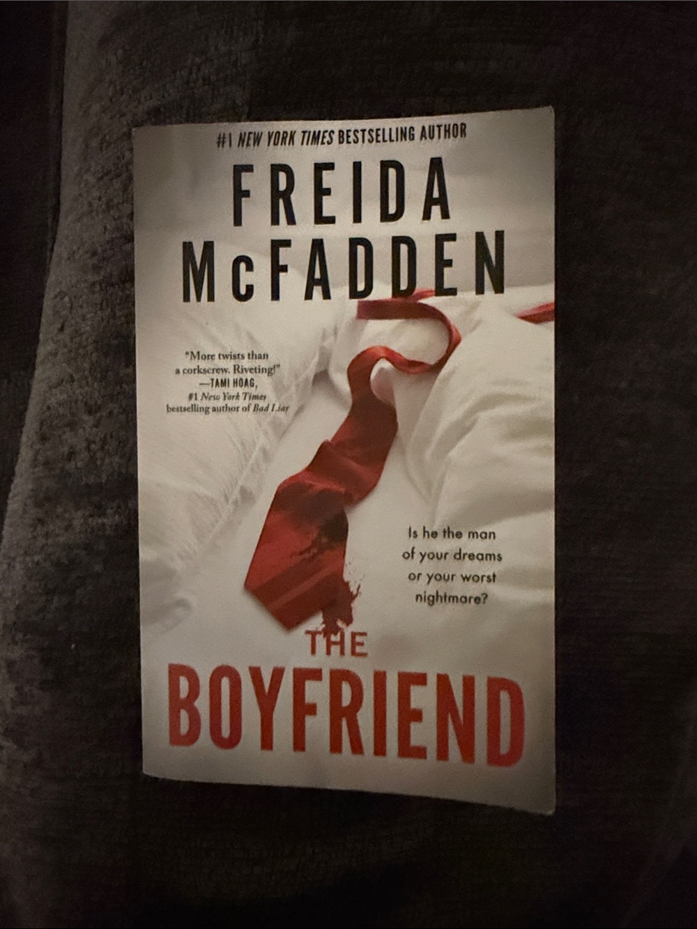 Freida McFadden "The Boyfriend" - Paperback